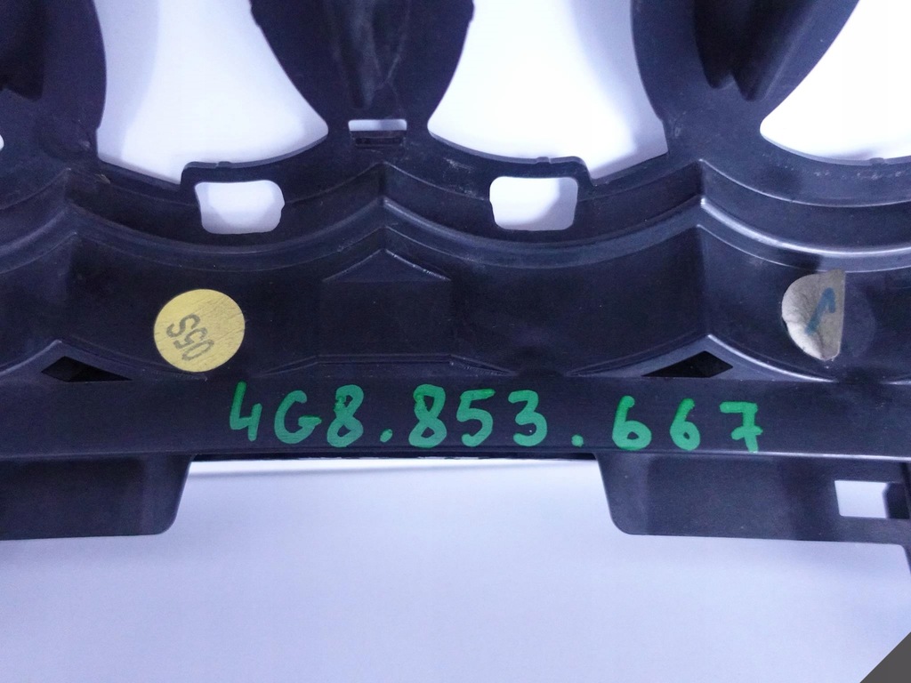 фото №10, Audi rs7 4g8 10-15 решётка радиатора решётка радиатора решётка карбон