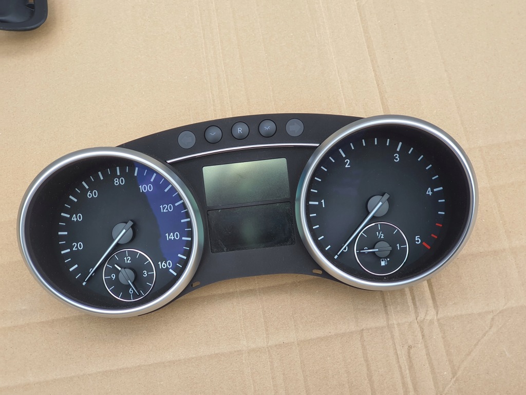 фото №1, Mercedes ml w164 счетчик a1645403447