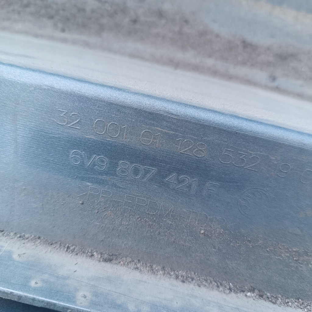 фото №10, Бампер задняя skoda fabia iii kombi pdc kompletny 14-