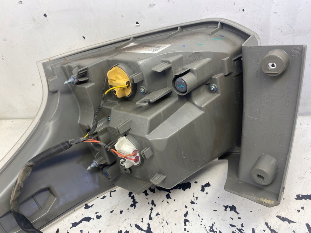 фото №12, Mitsubishi outlander iii лампа лівий задня 8330a787