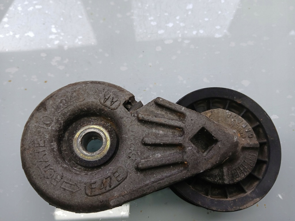 фото №8, Ford explorer 1995 натягувач ремінь генератора