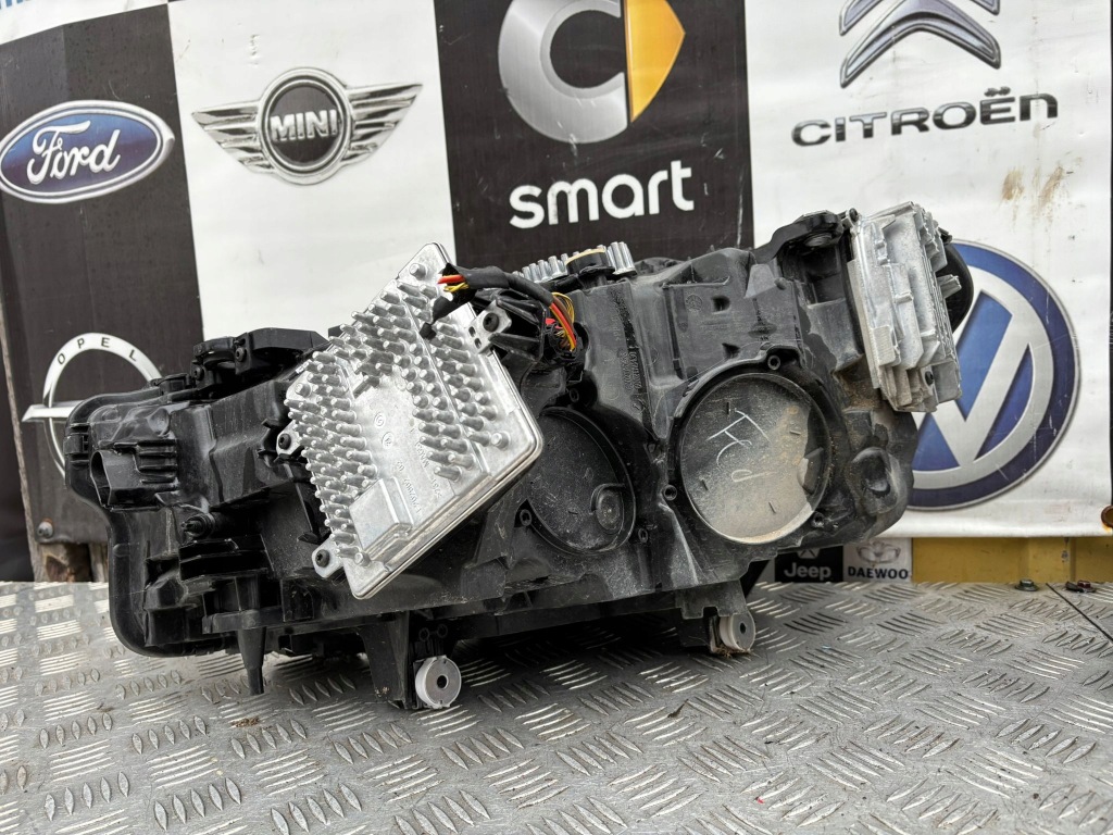 Bmw x3 g01 фара правый  рестайлинг  eu. led адаптивный 5a29204 5a29203 Киев