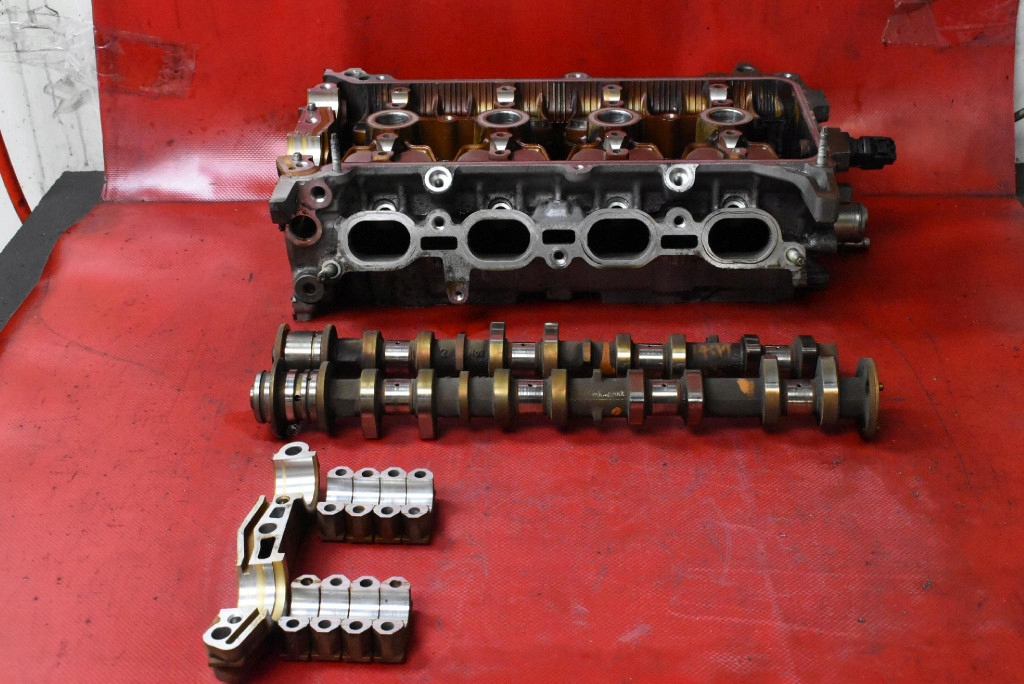 фото №7, Головка двигателя toyota yaris verso 1 i 1.3 vvti 86 km 99-03