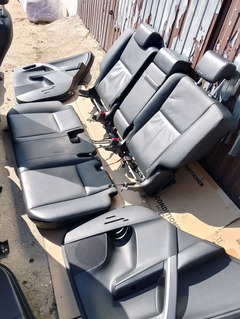 фото №7, Toyota rav4 сиденья заднее сиденье