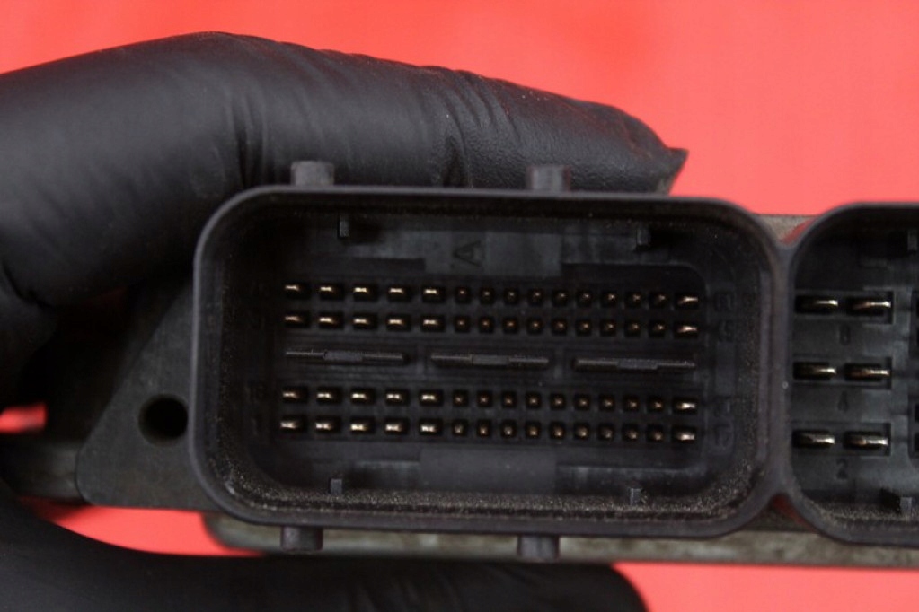 фото №8, Блок управления двигателя 51806562 0281012966 alfa romeo 147 1.9 jtd 150 km 04-10