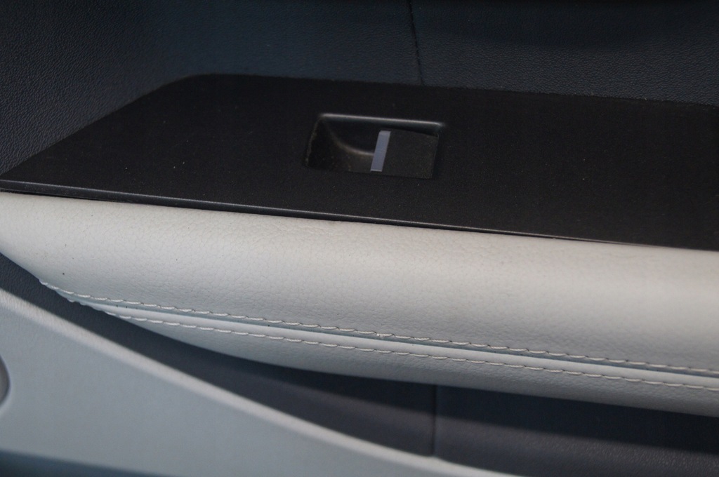 фото №9, Land rover evoque обивка обшивка правый перед