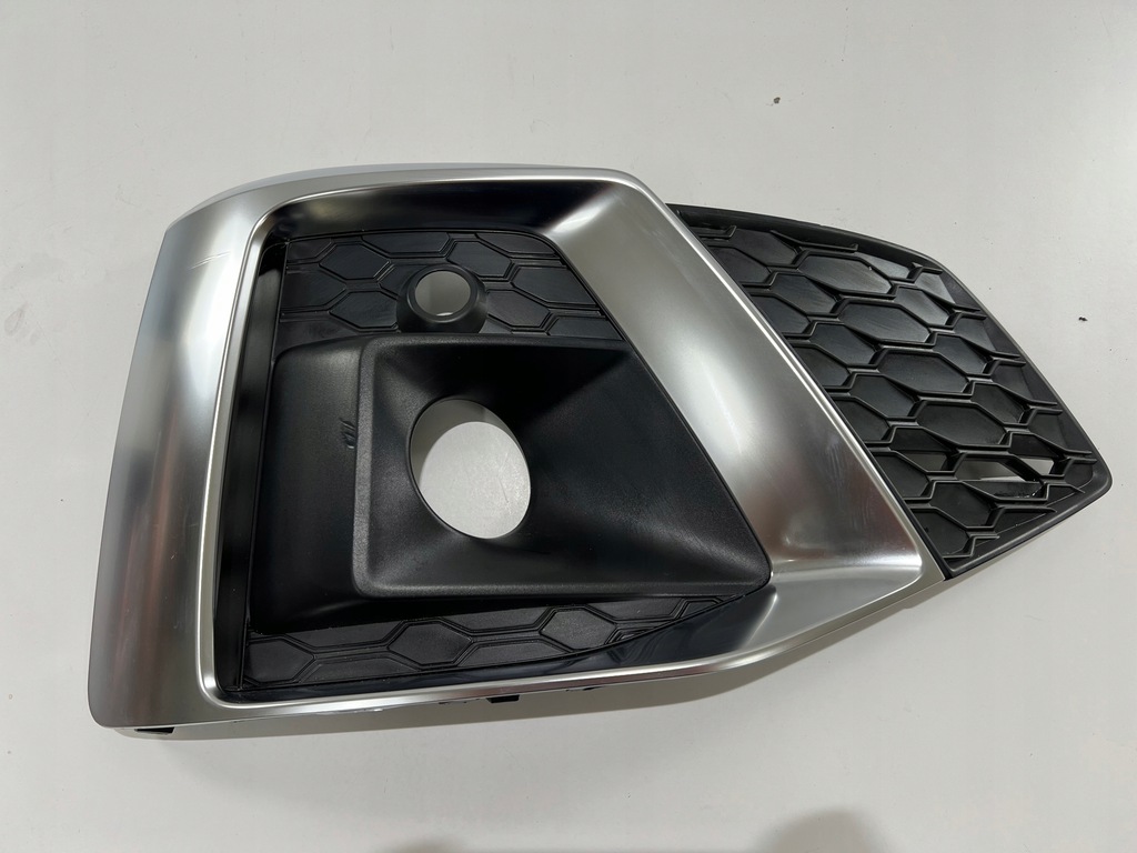 фото №1, Решётка правая audi a5 s5 lift 8w6807682