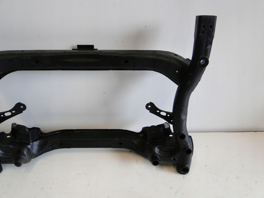 Mercedes cls 257 w257 підрамник передній в Україні