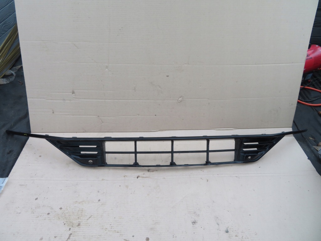 фото №1, Решітка бампера volvo v60 ii s60 iii r-design 18- 32293969