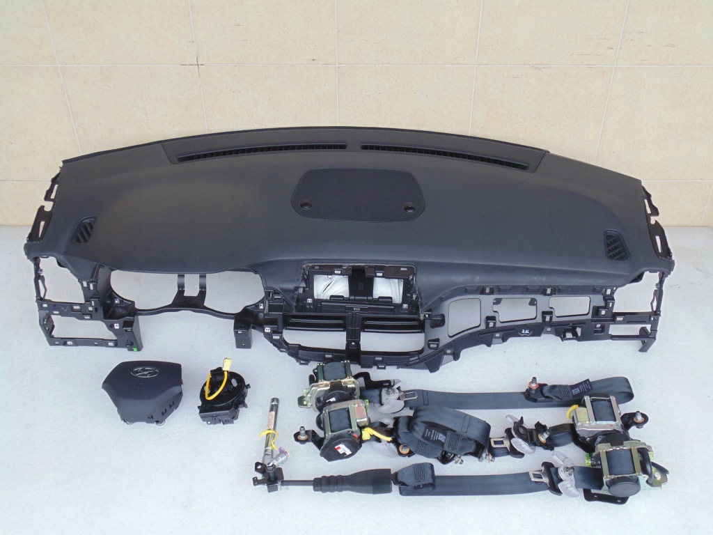 фото №2, Приборная панель консоль подушка безопасности hyundai tucson ii lift 2020r.