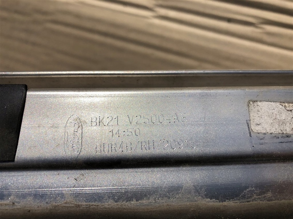 фото №5, Направляющая дверь правых transit custom 12-17r.