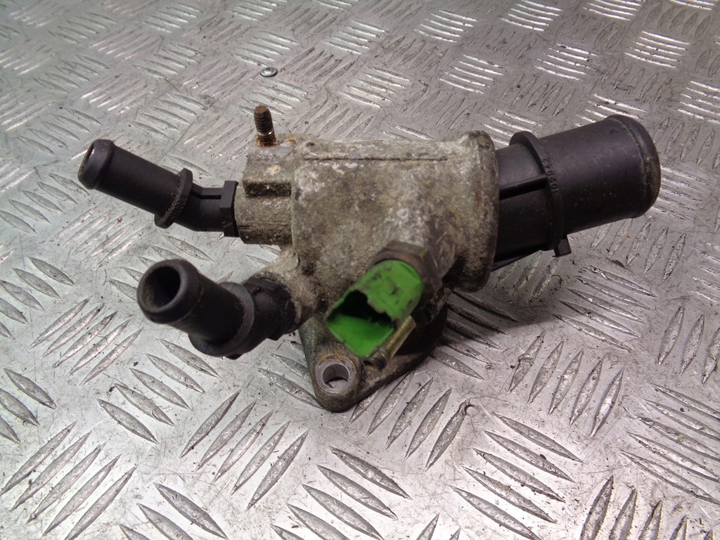 фото №1, Корпус термостата opel zafira b 1.9 cdti