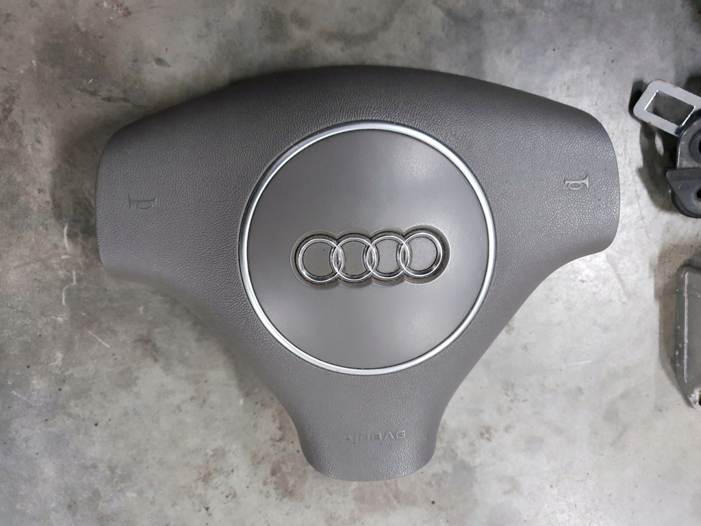 фото №6, Audi a4 b6 04r консоль панель приладів air bag ремені swing