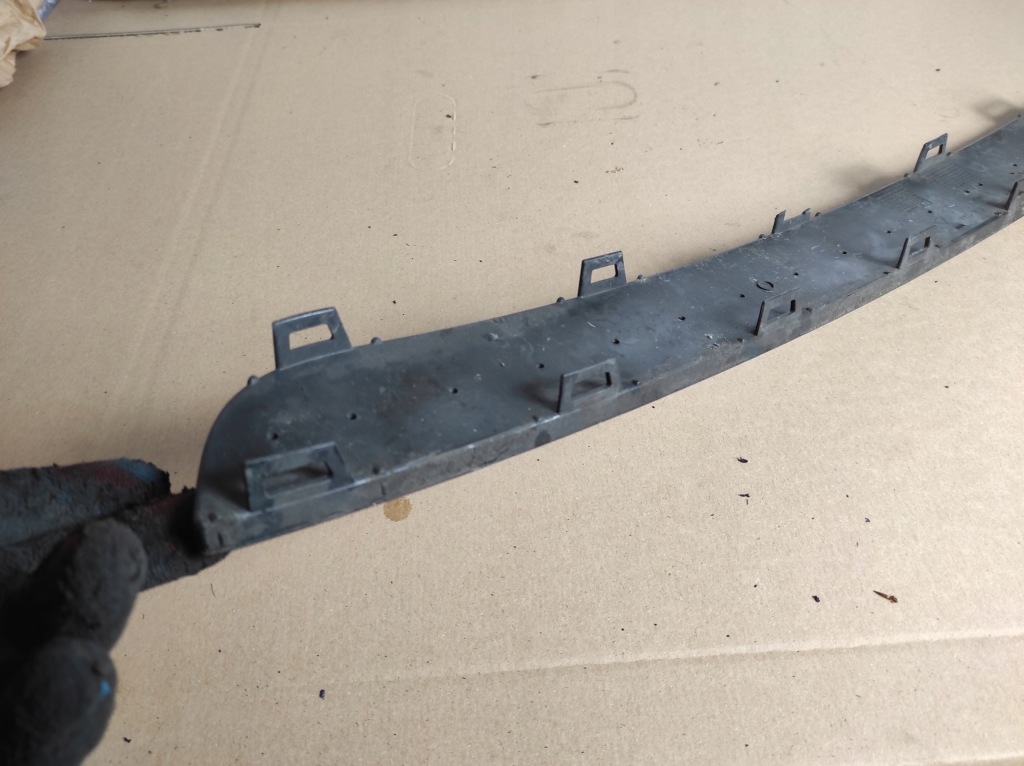 фото №9, Решётка средняя бампера задняя audi a6 c6 s-line 4f0807833