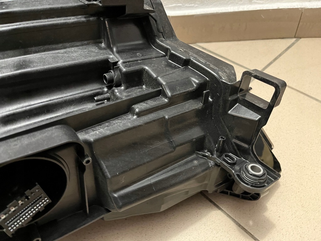 фото №12, Skoda kodiaq kodiak ii 2 full led 24- лампа przendia перед правая 57h941010