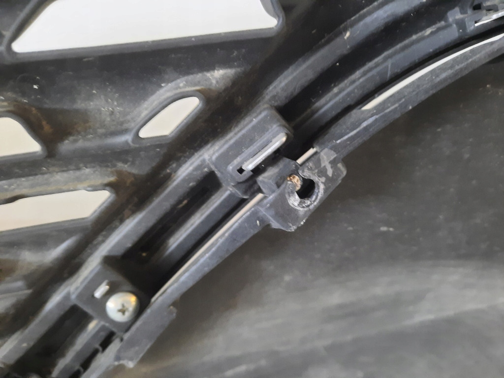 фото №12, Suzuki baleno ii 15- бампер решётка радиатора перед передний 71741-68p1