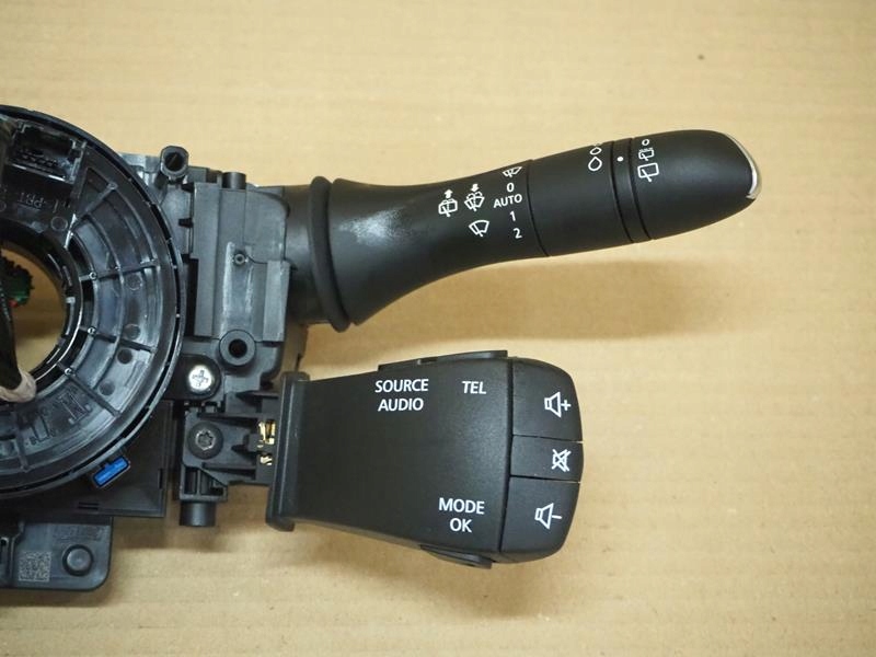 фото №4, Перемикач комбінований стрічка подушка безпеки renault kadjar koleos ii megane iv