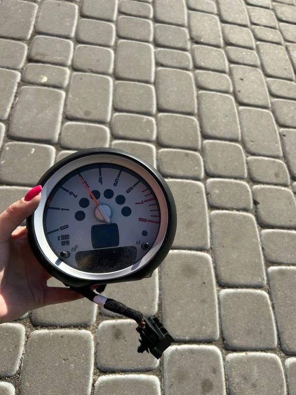 фото №1, Mini cooper r56 obrotomierz приладова панель 9160219