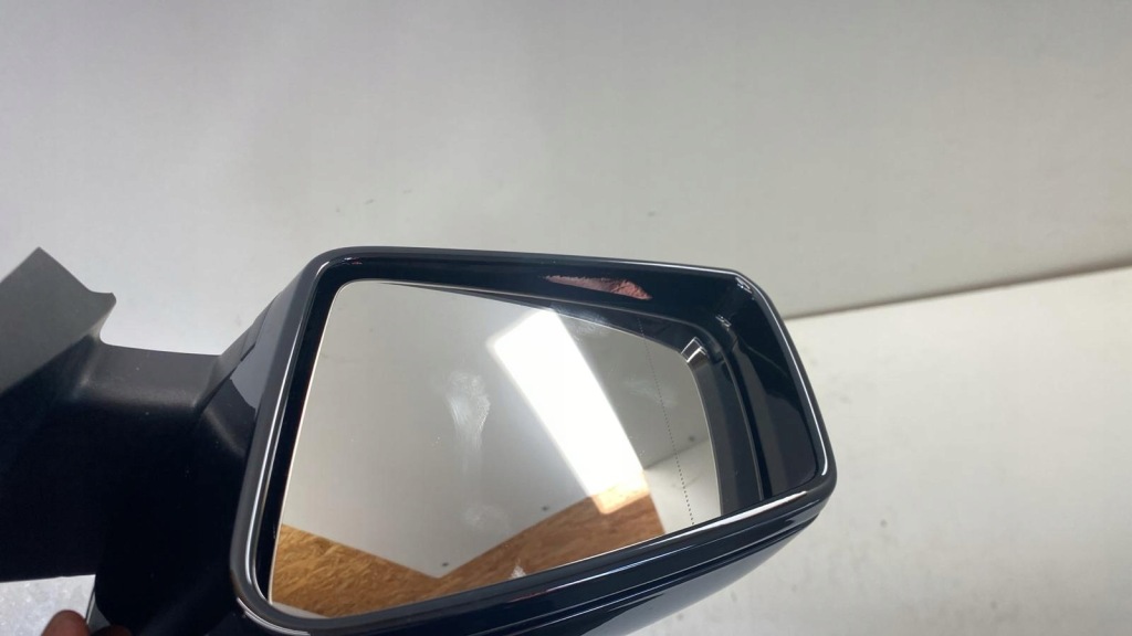 Mercedes w176 зеркало наружное левая 7 pin a1768100116 с Разборки