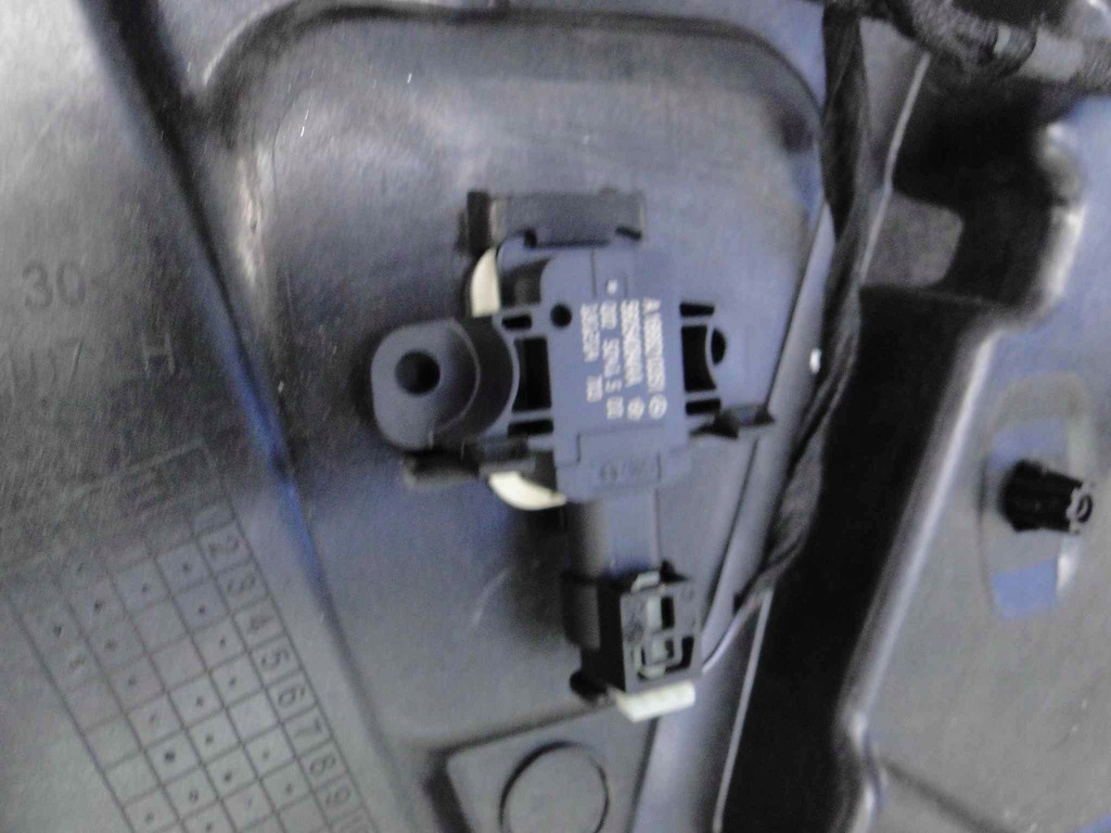 фото №11, Gla x156 156 lift вкладиш підйомник замок лівий перед