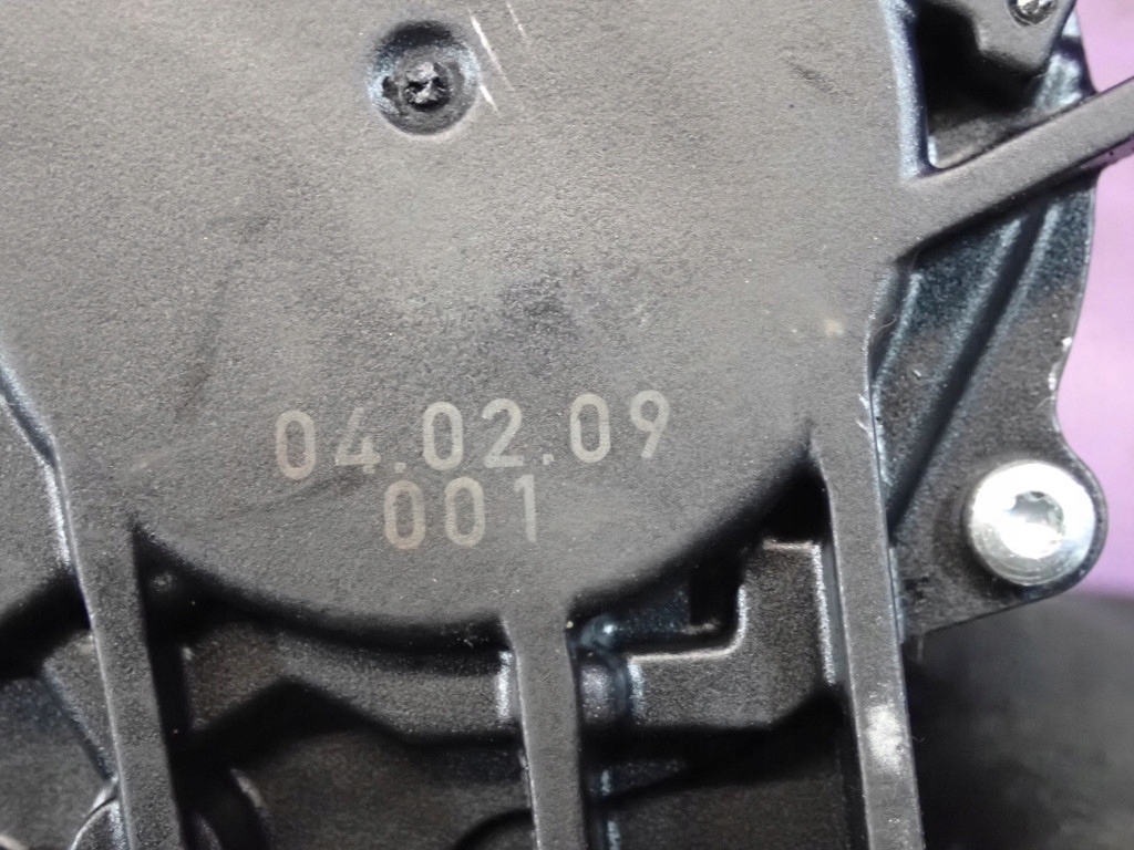 фото №6, Mazda 3 i bk 03-06 моторчик дворники задняя 0390201588 3 pin