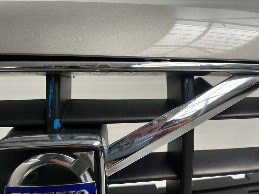 фото №12, Бампер перед передній volvo xc70 ii