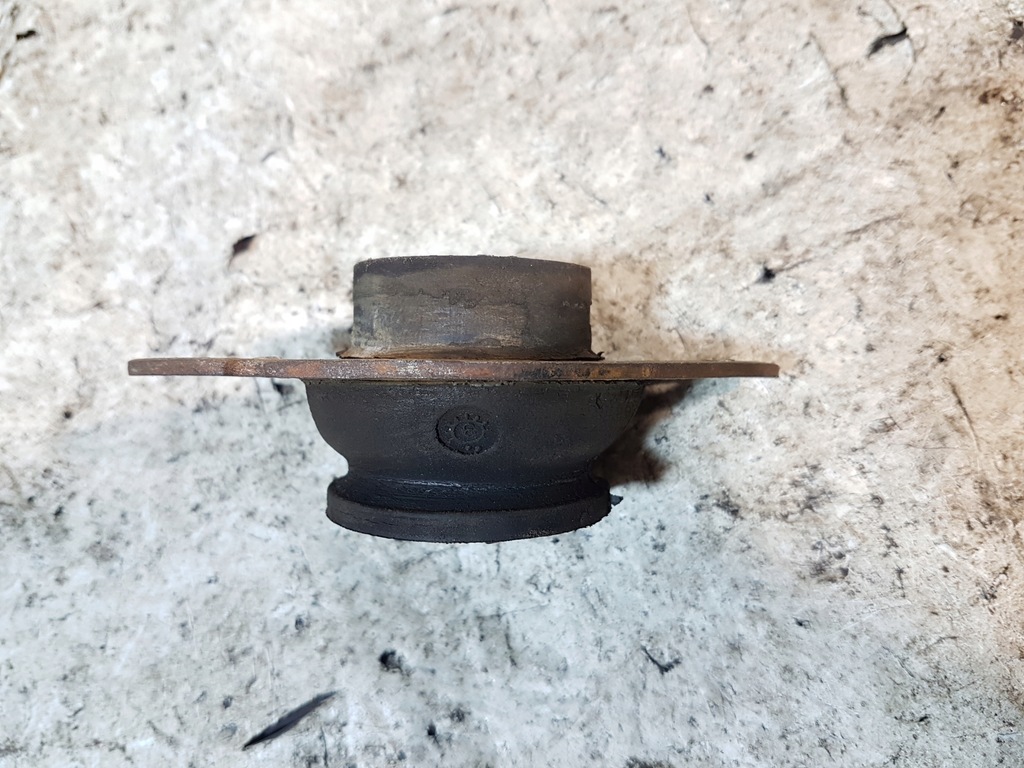 фото №1, Подушка кронштейн коробки 1.2 8v renault kangoo