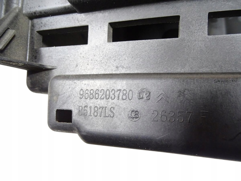 фото №9, Основание корпус защита аккумулятор citroen c3 ds3 ii 2 2009-2016 дизель