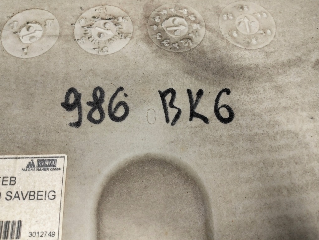 Обшивка багажника boxster porsche 986 98655103901 с Разборки