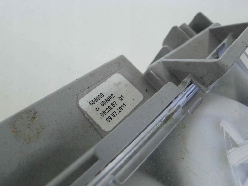 фото №5, Mercedes c klasa w204 204 led drl правый szary