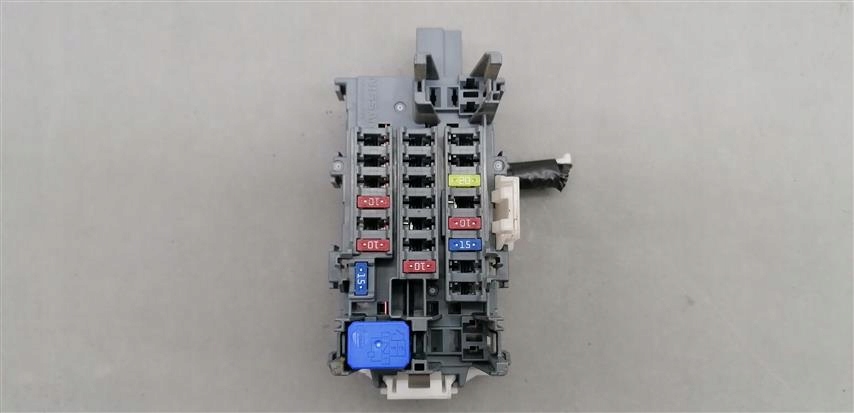 фото №4, Nissan note e12 1.2ben корпус запобіжників