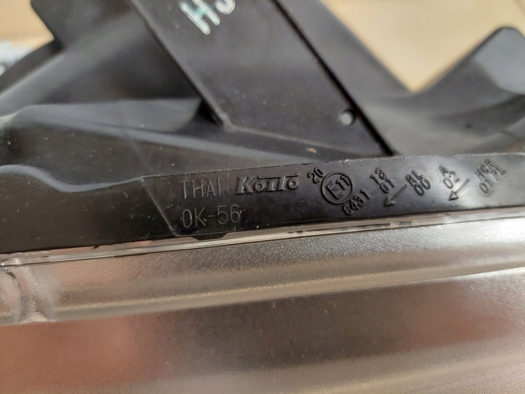 фото №2, Toyota hilux full led правая