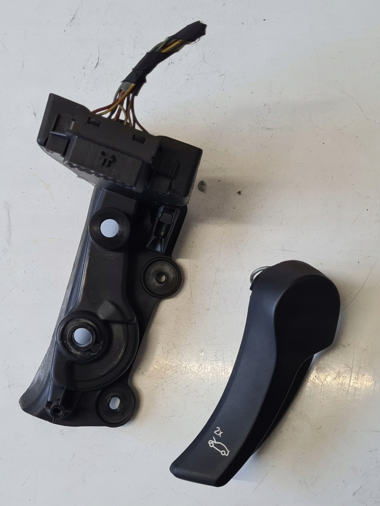 фото №1, Bmw x5 g05 x6 g06 x7 g07 ручка кронштейн капот