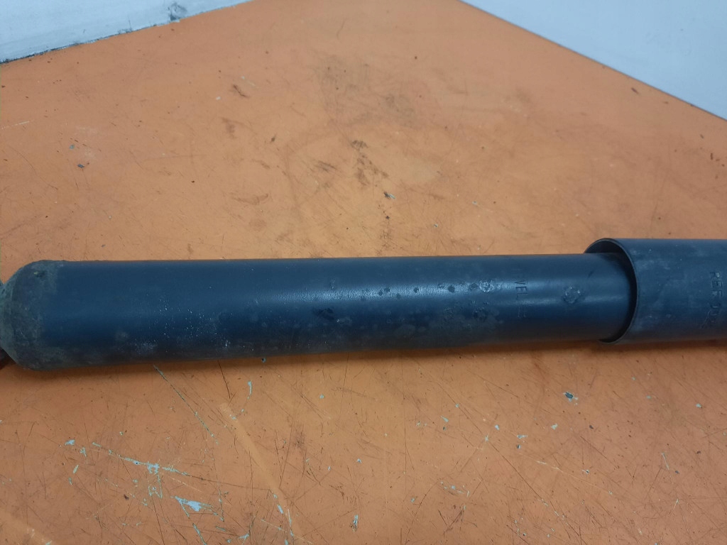 Renault modus 1 1.5dci 04-07 амортизатор задняя левое  задний 8200382033c Недорого