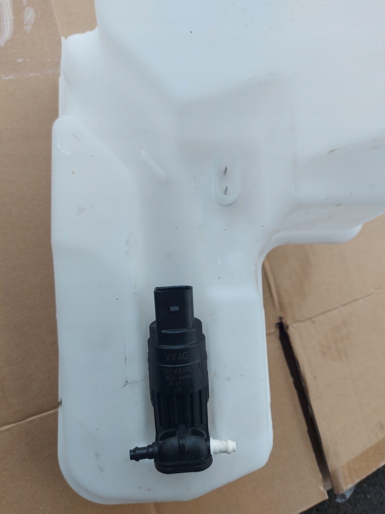 фото №8, Бак бачок омывателя a3 8v superb iii 5q0955448ac оригинал