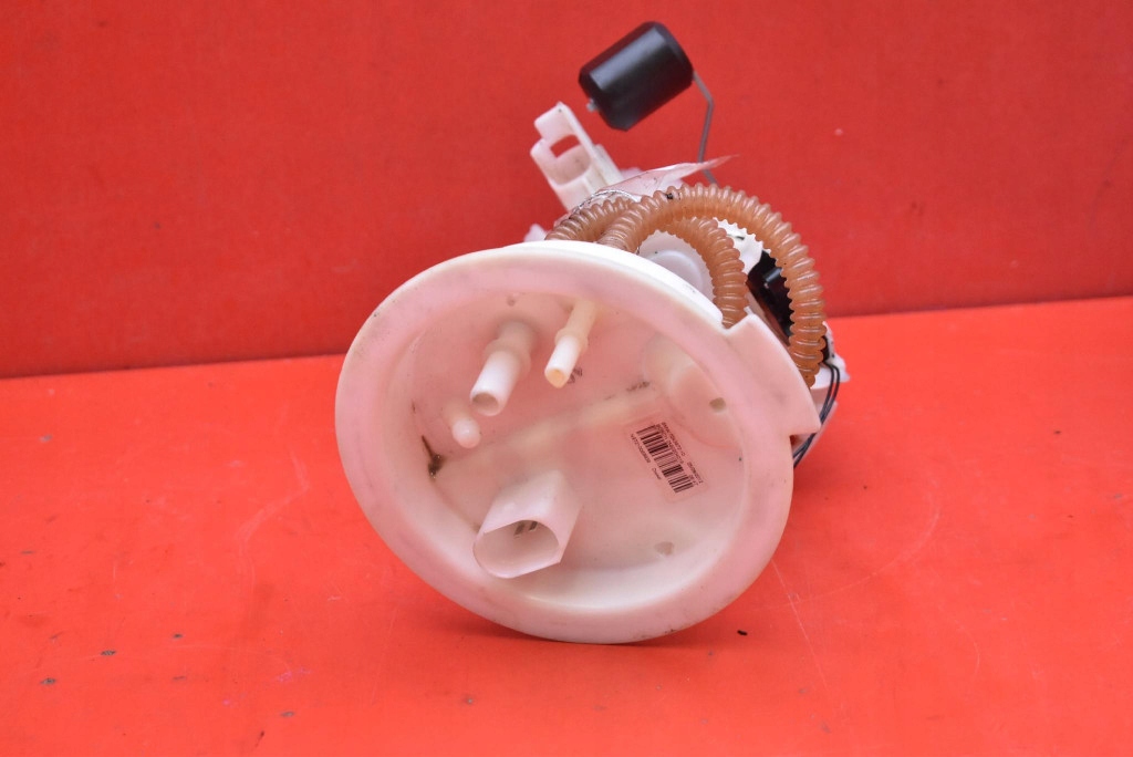 Насос помпа пального 7243972 bmw f20 1.6 d 116 km 11-15 в Україні