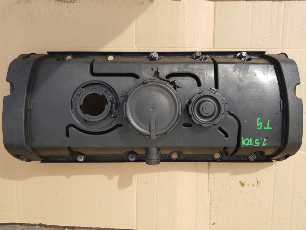 фото №1, Vw transporter t5 2.5 tdi крышка клапанов