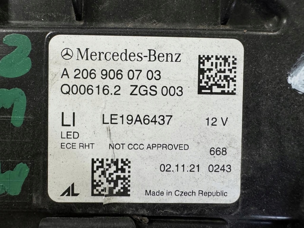 фото №10, Лампа левая перед mercedes c w206 20-