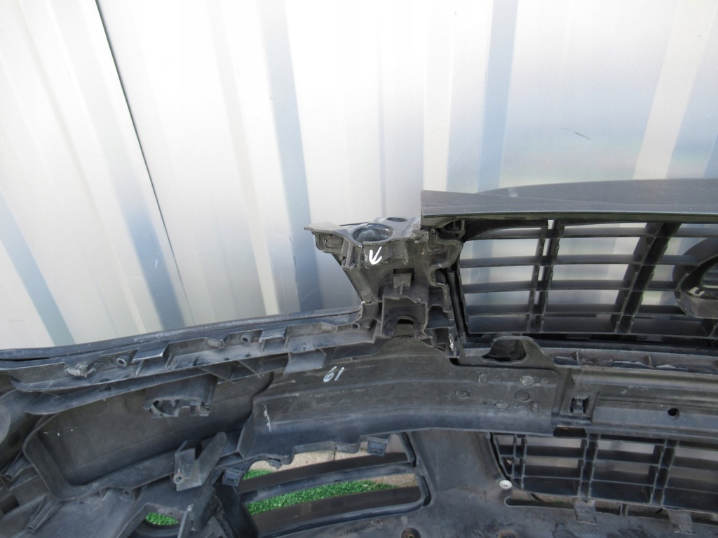 фото №14, Audi a4 b7 s4 s line 8e бампер 05-08 8e0807437af