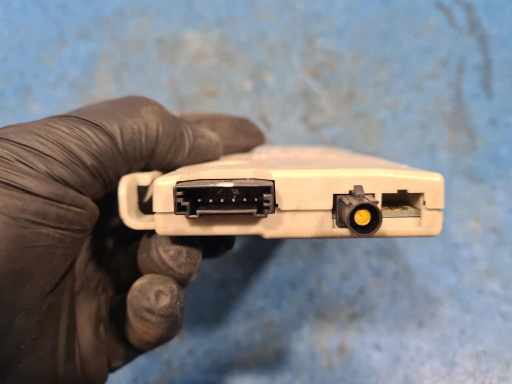 фото №5, Bmw x6 e71 усилитель антенный gps 213675 10