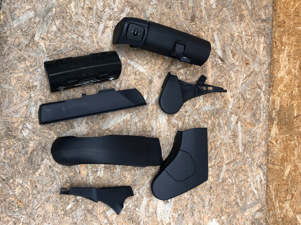 фото №1, Корпус сиденье правого mercedes w220 lift