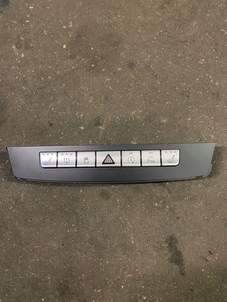 фото №1, Mercedes gle 292 панель переключатель 2929052100