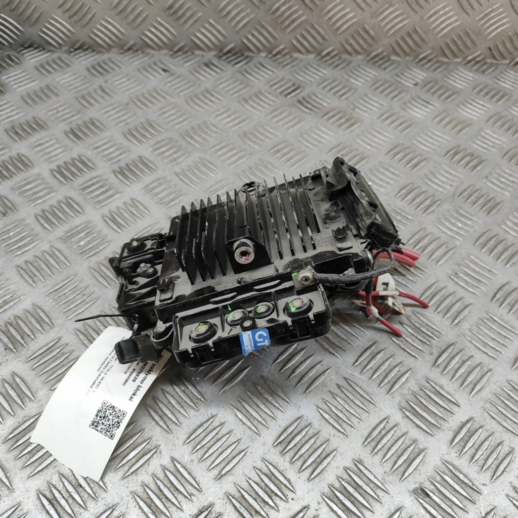 Купити Tesla model x 2018 рамка / модуль запобіжників