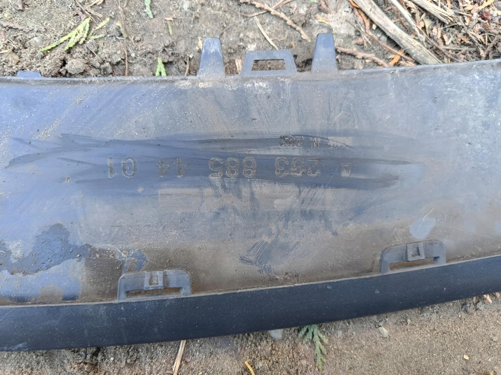 фото №8, Спойлер бампера передній перед накладка mercedes eqc w293 a2938854401