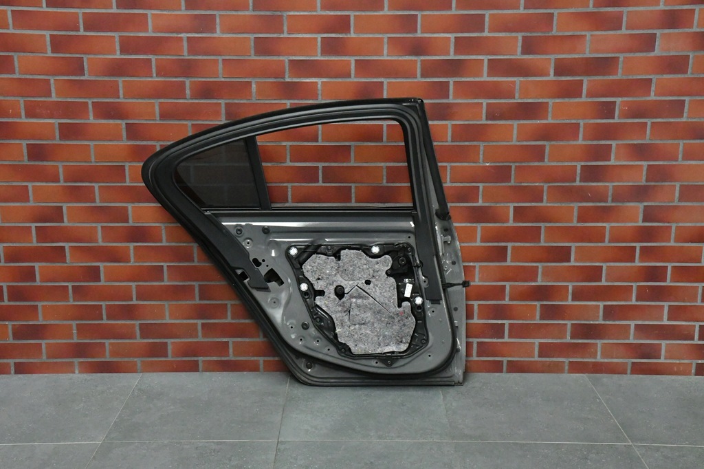 фото №13, Дверь левая перед задняя bmw 5 g30 m5 f90 цвет bernina grau c3e