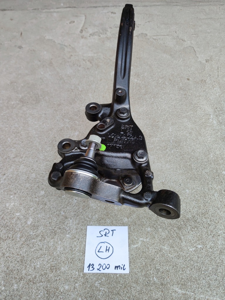 фото №6, Dodge challenger charger srt передняя левая поворотный кулак 2015+