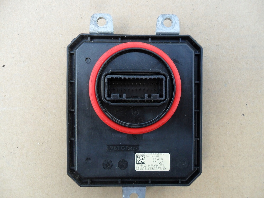 фото №1, Hyundai i30 iii модуль лампы led 04921-91000 2017-