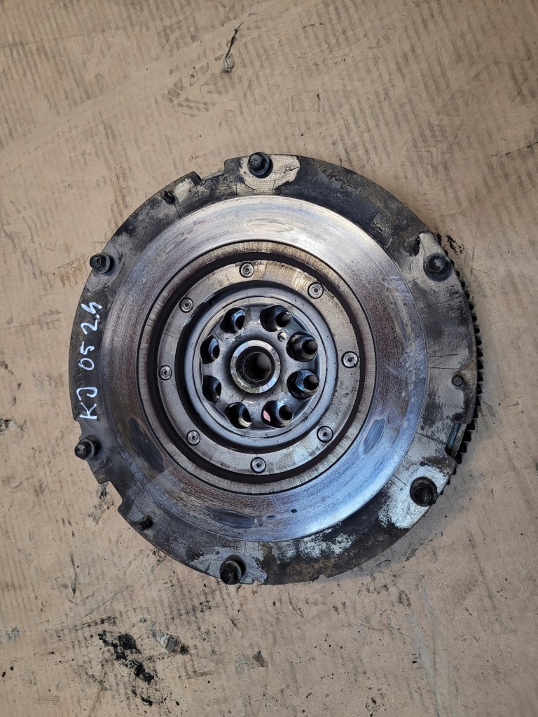 фото №1, Jeep cherokee kj 2.4 05-07 колесо маховик