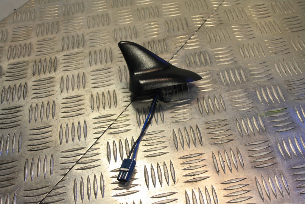 фото №1, Антенна плавник gps opel insignia