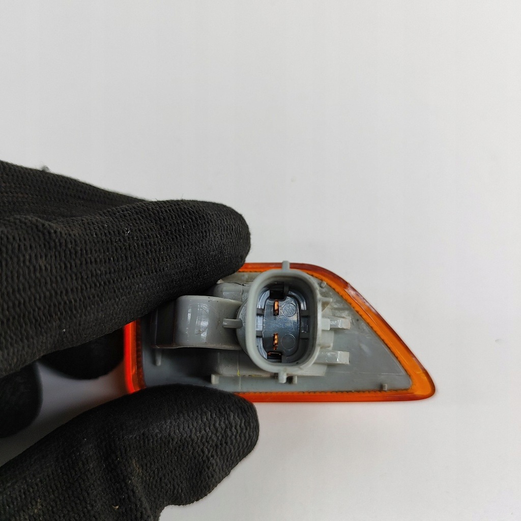 фото №7, Ford ranger 2018 права сторона поворотник крила передній